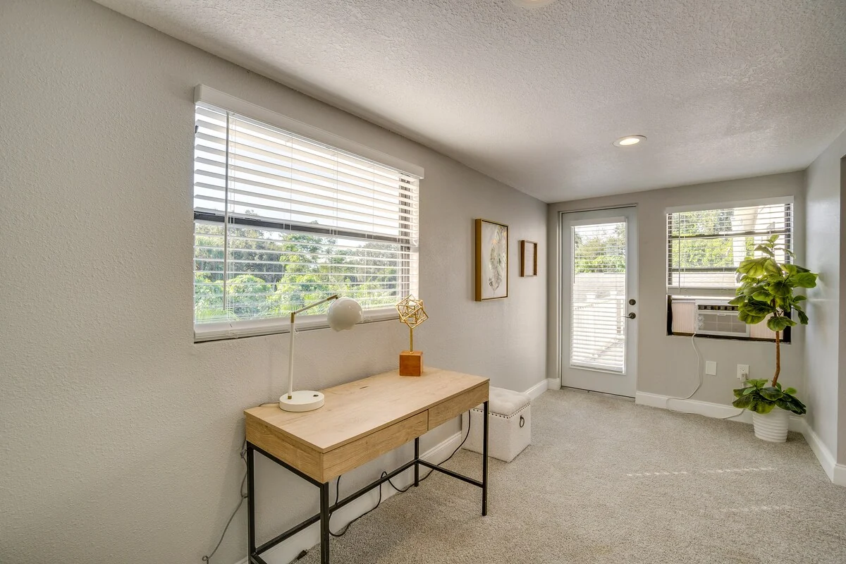 Mova Manor: Primary bedroom workspace