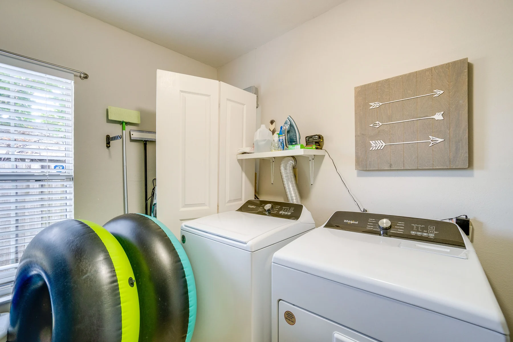 Rita Retreat: Washer and dryer